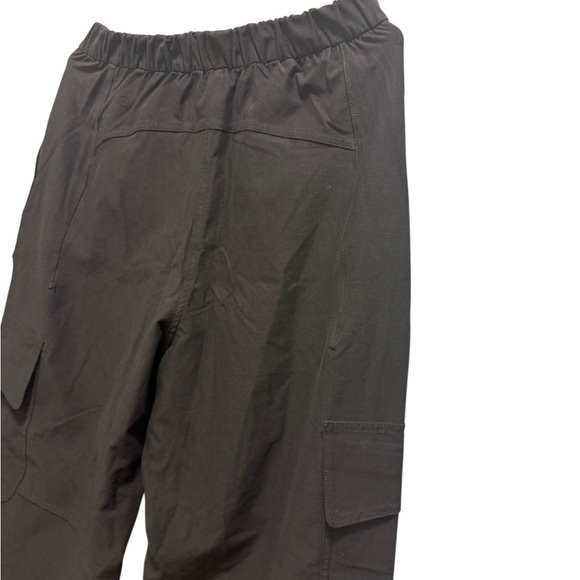 Lululemon Athletica Charcoal Cargo Pants - Picture 6 of 16